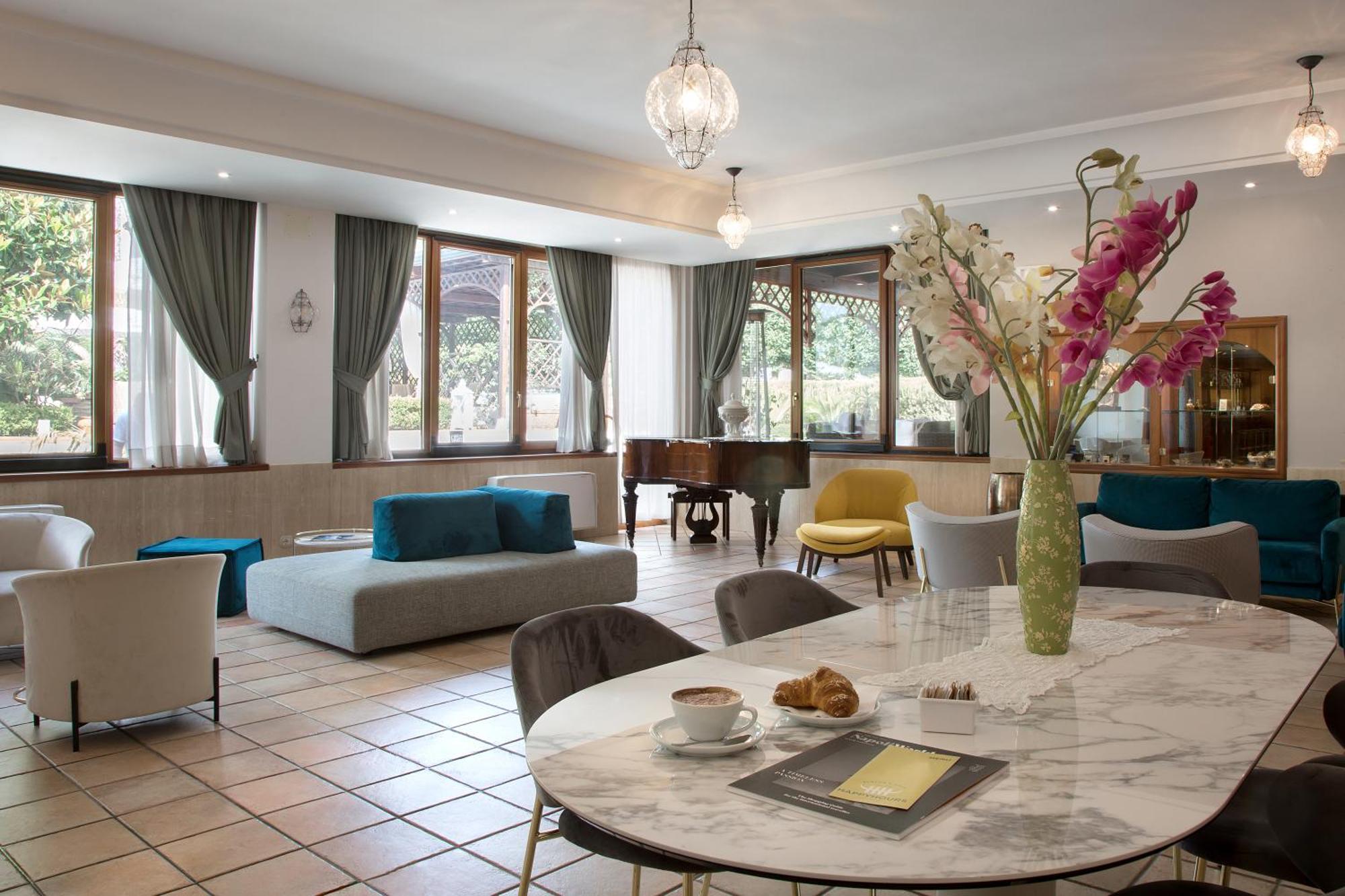 Montespina Park Hotel Наполи Екстериор снимка