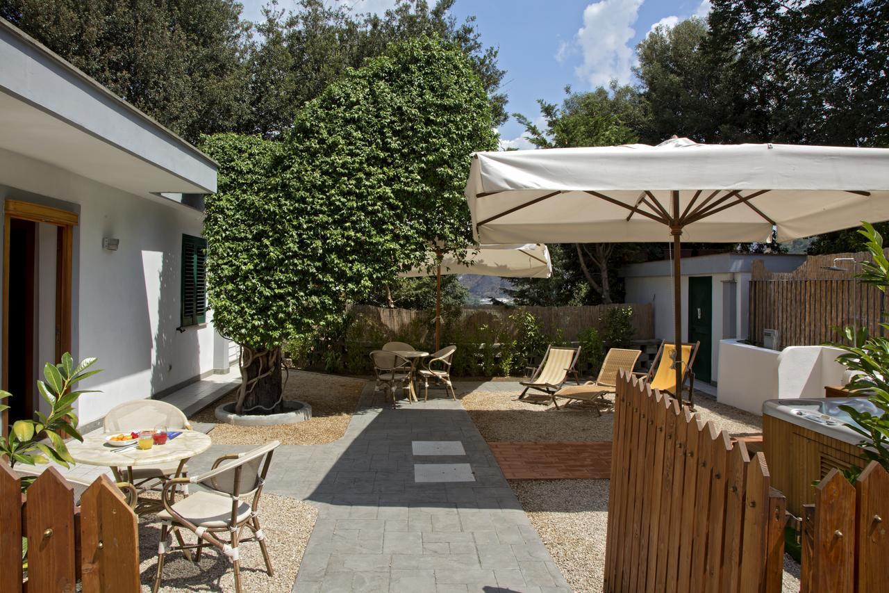 Montespina Park Hotel Наполи Екстериор снимка